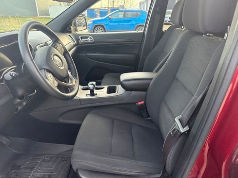 Used 2014 Jeep Grand Cherokee Laredo w/ Security & Convenience Group image 10