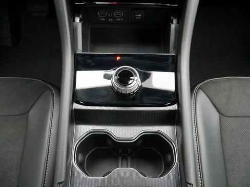 New 2025 Jeep Grand Cherokee Altitude image 18