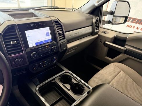 Used 2021 Ford F250 XLT w/ XLT Value Package image 25