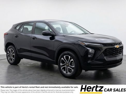 Used 2025 Chevrolet TrailBlazer LT image 1