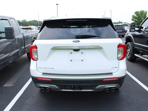 Used 2020 Ford Explorer Platinum w/ Premium Technology Package AWD/4WD image 6