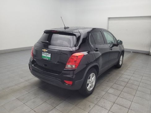Used 2020 Chevrolet Trax LS w/ Tint and Cruise Package FWD image 9