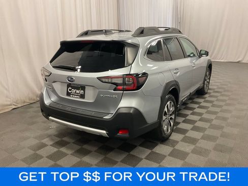 Used 2025 Subaru Outback Limited AWD/4WD image 3