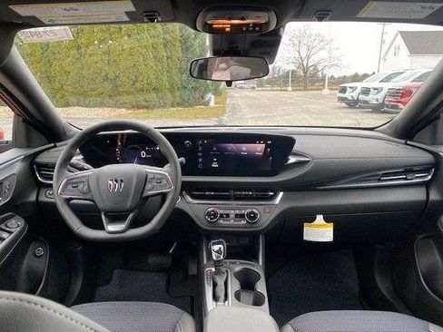 New 2026 Buick Envista Preferred image 13