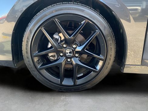 Used 2025 Honda Civic Sport image 33