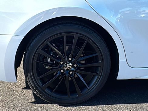 Certified 2022 Toyota Camry XSE image 9