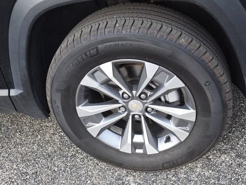 Certified 2026 Chevrolet Equinox LT w/ LPO, Floor Liner Package AWD/4WD image 12