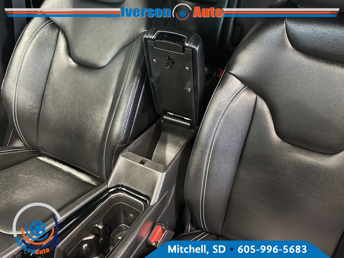 Used 2025 Jeep Compass Limited AWD/4WD image 22