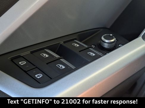 Certified 2024 Audi Q3 2.0T Premium w/ Convenience Package image 29