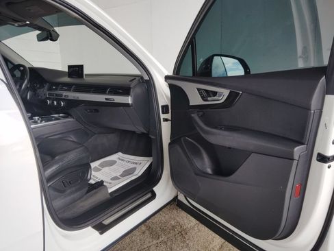 Used 2019 Audi Q7 2.0T Premium w/ Convenience Package AWD/4WD image 10