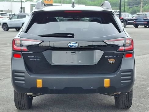 Used 2025 Subaru Outback Wilderness AWD/4WD image 8