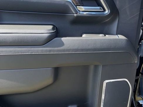 Used 2024 Chevrolet Silverado 1500 LTZ image 34