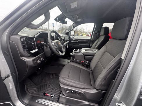New 2026 Chevrolet Silverado 3500 LT w/ All Star Edition AWD/4WD image 6