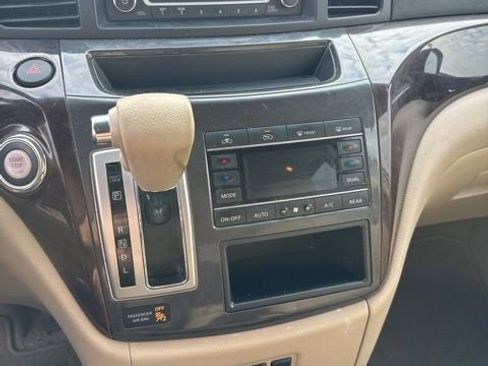 Used 2015 Nissan Quest SV image 12