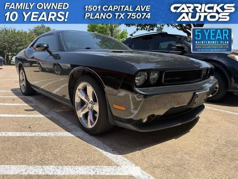 Used 2013 Dodge Challenger SXT Plus RWD image 1