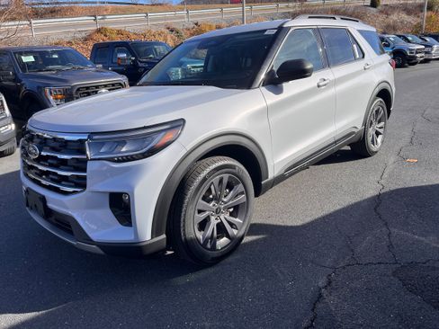 New 2026 Ford Explorer Active w/ Active Comfort Package image 20