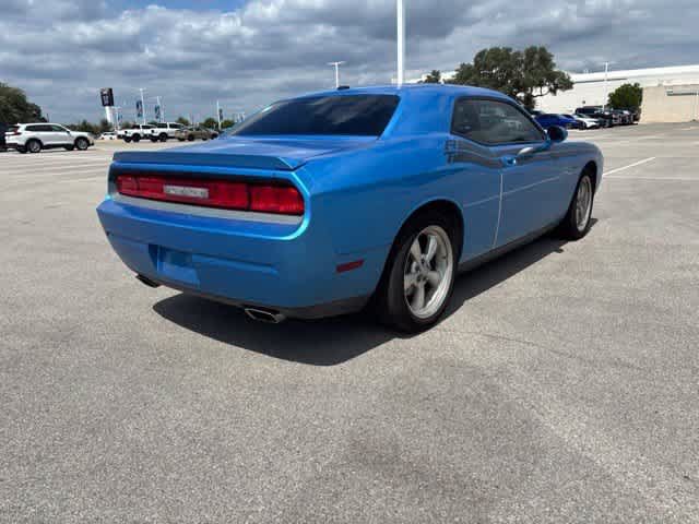 Used 2009 Dodge Challenger R/T RWD image 5