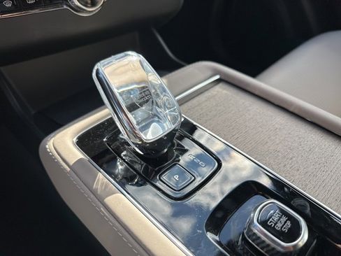 New 2026 Volvo XC90 B6 Ultra w/ Protection Package Premier image 14