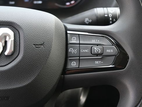 New 2025 RAM ProMaster 2500 w/ Quick Order Package 22G SLT image 25