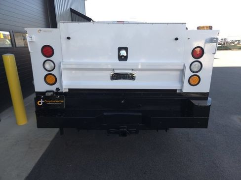 Used 2017 Ford F250 XL w/ Power Equipment Group AWD/4WD image 10