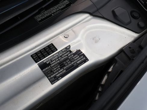 Used 2015 Mercedes-Benz C 300 4MATIC Sedan image 31