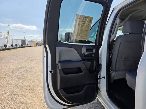 Used 2019 Chevrolet Silverado 2500 W/T w/ WT Convenience Package AWD/4WD image 22