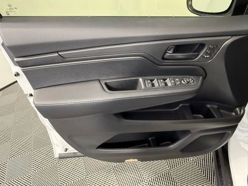 Used 2026 Honda Odyssey EX-L image 14