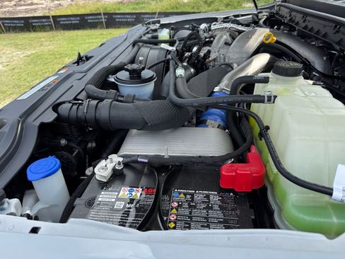 New 2026 Ford F250 Lariat w/ Black Appearance Package image 38