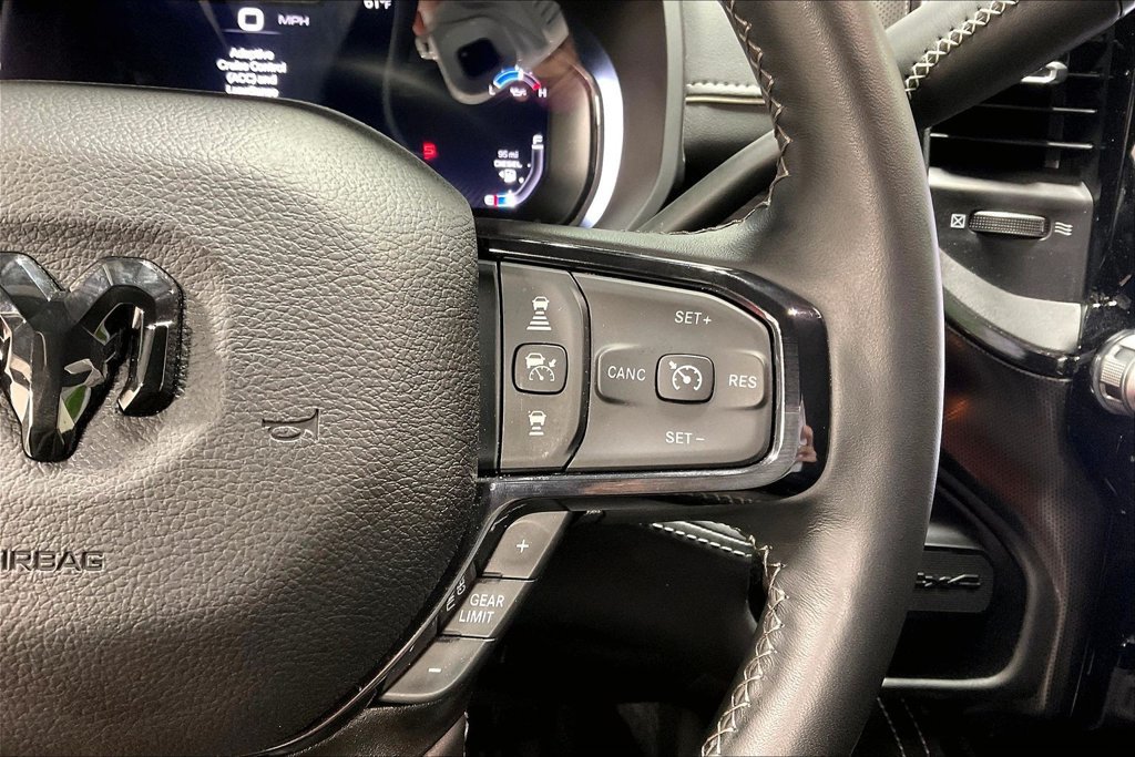 Used 2024 RAM 2500 Limited AWD/4WD image 25