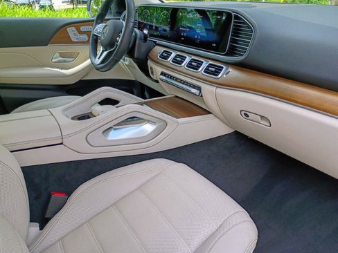 Used 2022 Mercedes-Benz GLE 450 4MATIC image 13
