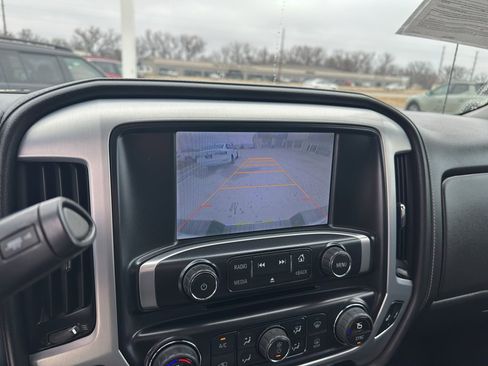 Used 2015 GMC Sierra 1500 SLT w/ SLT Crew Cab Value Package image 21