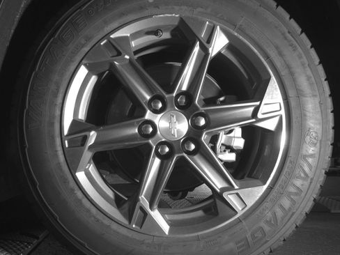 Used 2025 Chevrolet Blazer LT FWD image 14