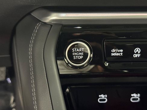 Certified 2025 Audi Q5 Premium Plus w/ Premium Plus AWD/4WD image 23