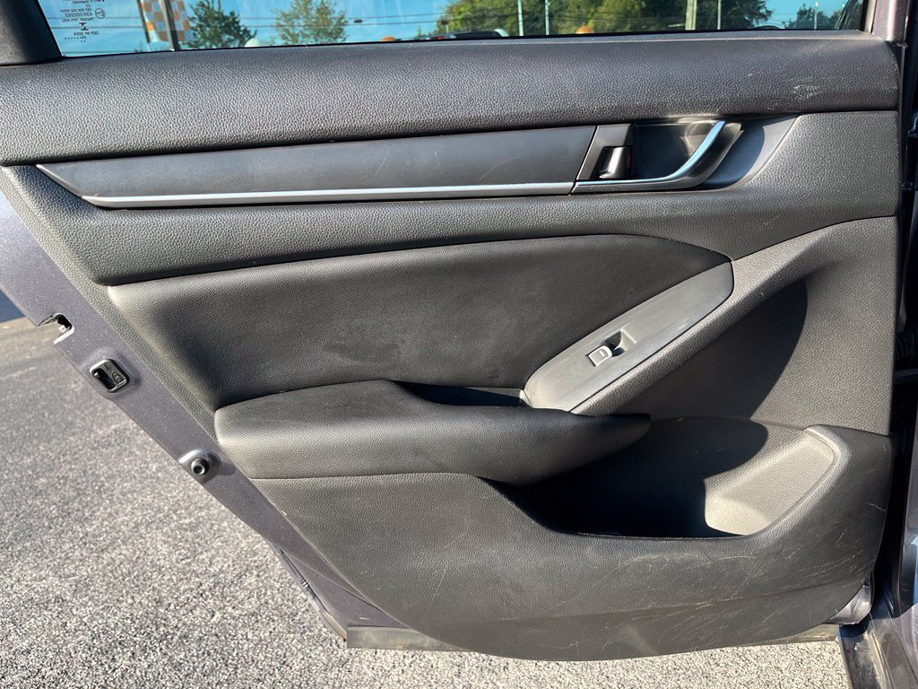 Used 2020 Honda Accord Sport image 25