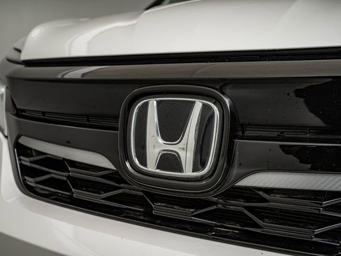 Used 2022 Honda Pilot Elite image 12