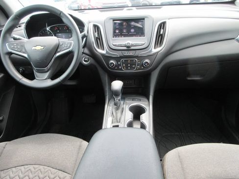 Used 2024 Chevrolet Equinox LT w/ LPO, Floor Liner Package FWD image 15