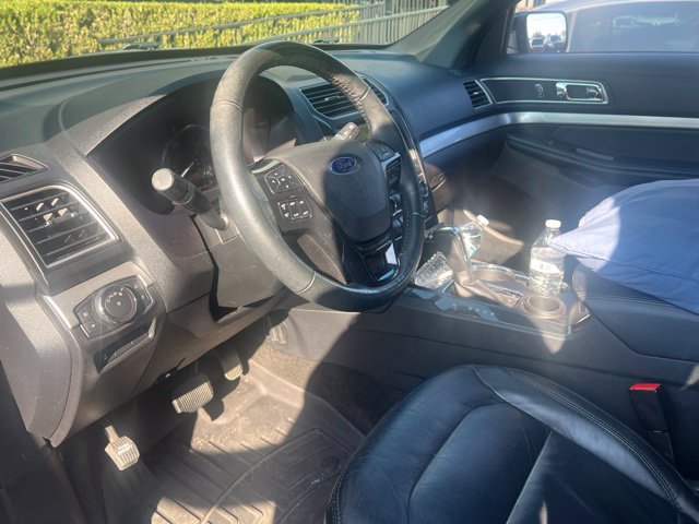 Used 2017 Ford Explorer XLT w/ Equipment Group 202A FWD image 9