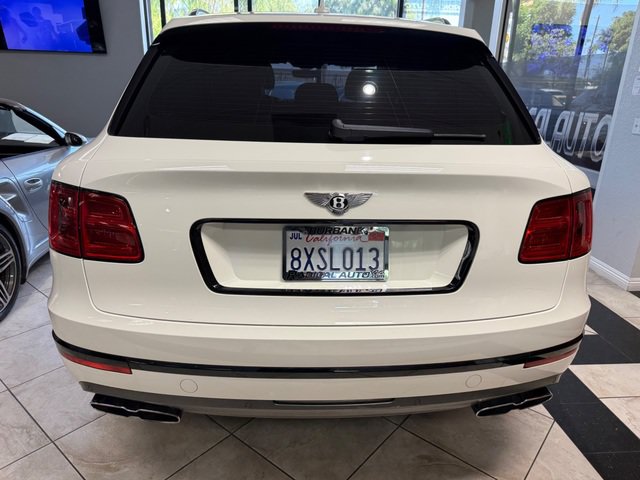 Used 2020 Bentley Bentayga AWD/4WD image 31