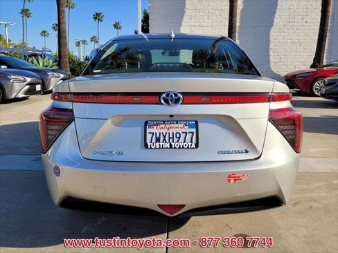 Certified 2017 Toyota Mirai image 9