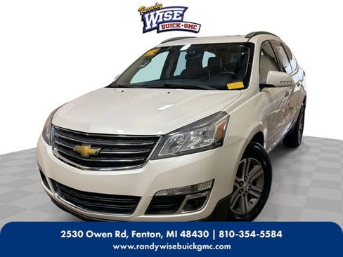 Used 2015 Chevrolet Traverse LT image 1