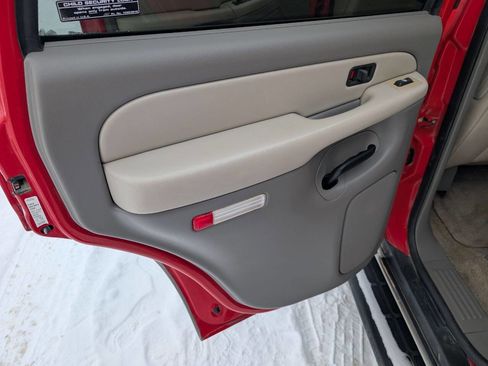 Used 2000 Chevrolet Tahoe LS w/ LS Preferred Equipment Group image 11