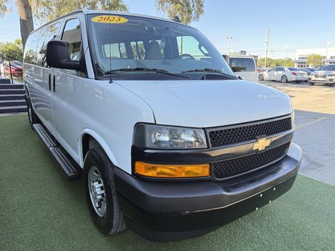 Used 2023 Chevrolet Express 3500 LS RWD image 3