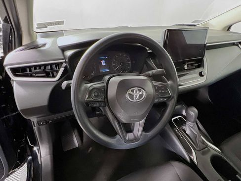 Used 2023 Toyota Corolla LE image 11