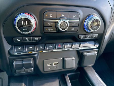 Used 2019 GMC Sierra 1500 AT4 w/ AT4 Premium Package image 19