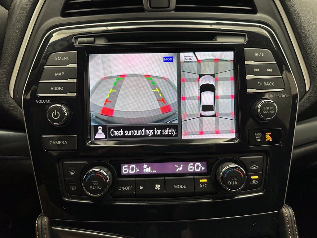 Used 2021 Nissan Maxima SR w/ Sport Mat Group FWD image 8