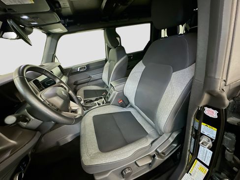 Used 2025 Ford Bronco Big Bend AWD/4WD image 13