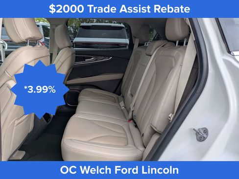 Certified 2023 Lincoln Nautilus Reserve w/ Equipment Group 201A AWD/4WD image 9