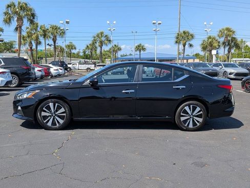 Used 2022 Nissan Altima 2.5 SV image 9