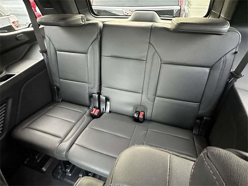 Used 2022 Chevrolet Tahoe LT w/ Luxury Package image 15