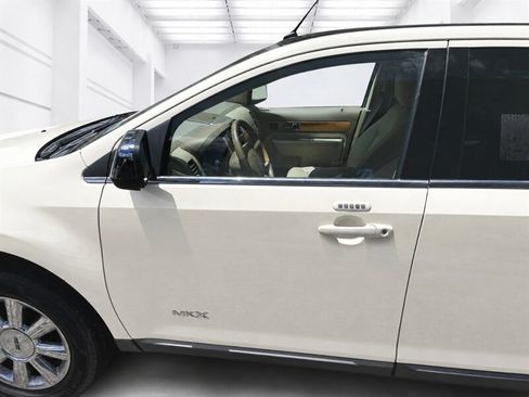 Used 2007 Lincoln MKX AWD image 25